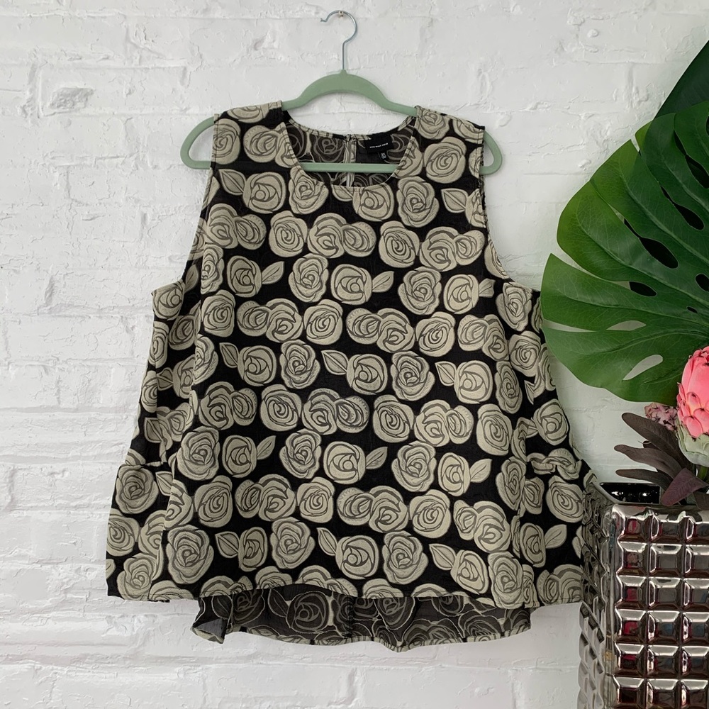 Who What Wear floral top